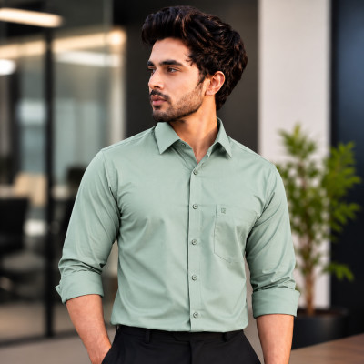 Men's Waterproof & Stain-Free Shirt – Light Green